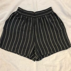 Universal Thread linen shorts